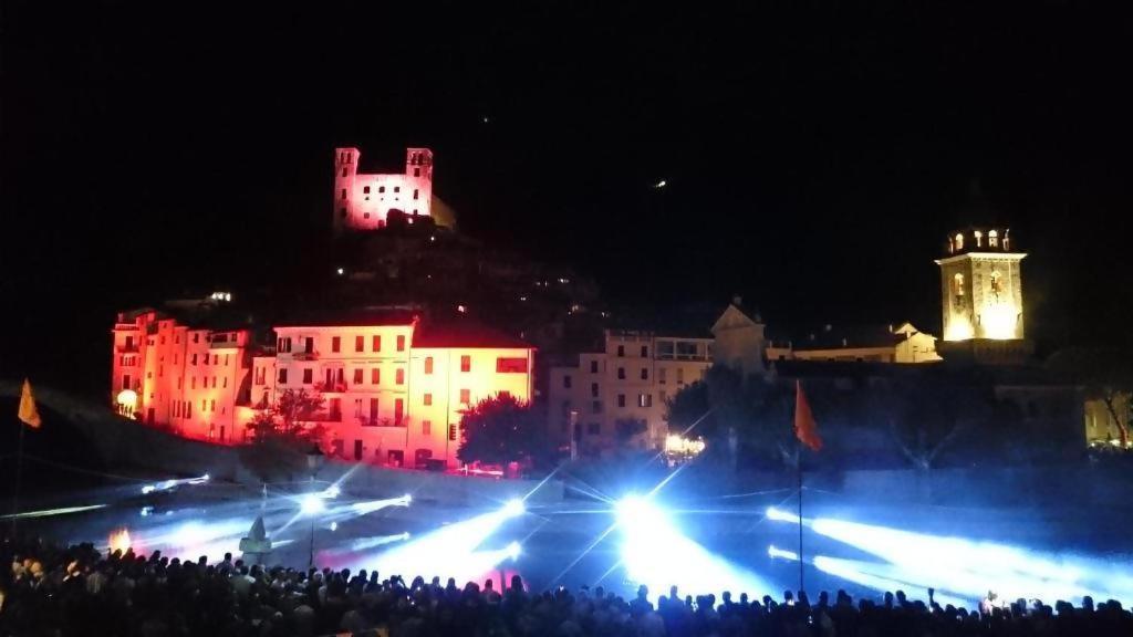 Beb I Girasoli Διαμέρισμα Dolceacqua Εξωτερικό φωτογραφία