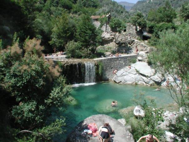 Beb I Girasoli Διαμέρισμα Dolceacqua Εξωτερικό φωτογραφία
